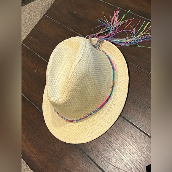 H002. Fedora Hat multicolored accent - Picture 7 of 9